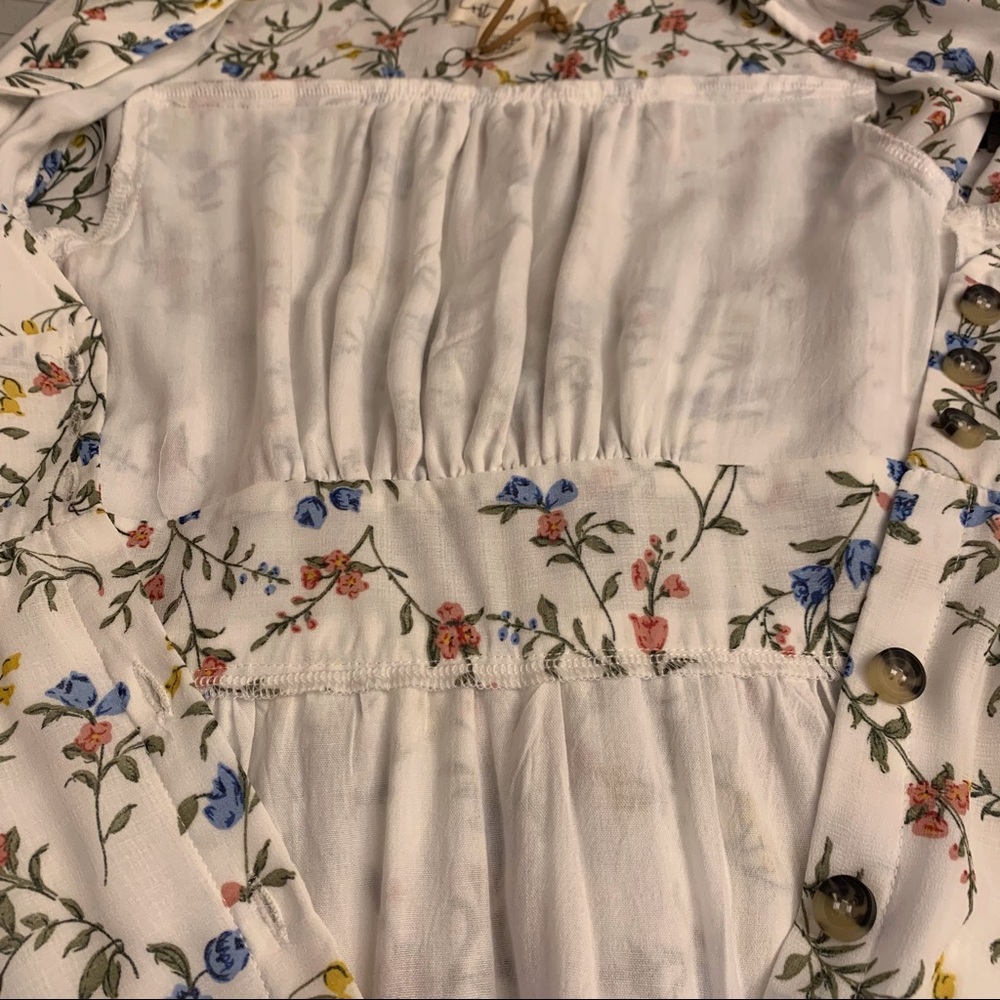 πHPπ Lost In Lunar Floral Button Front Dress - Picture 13 of 16